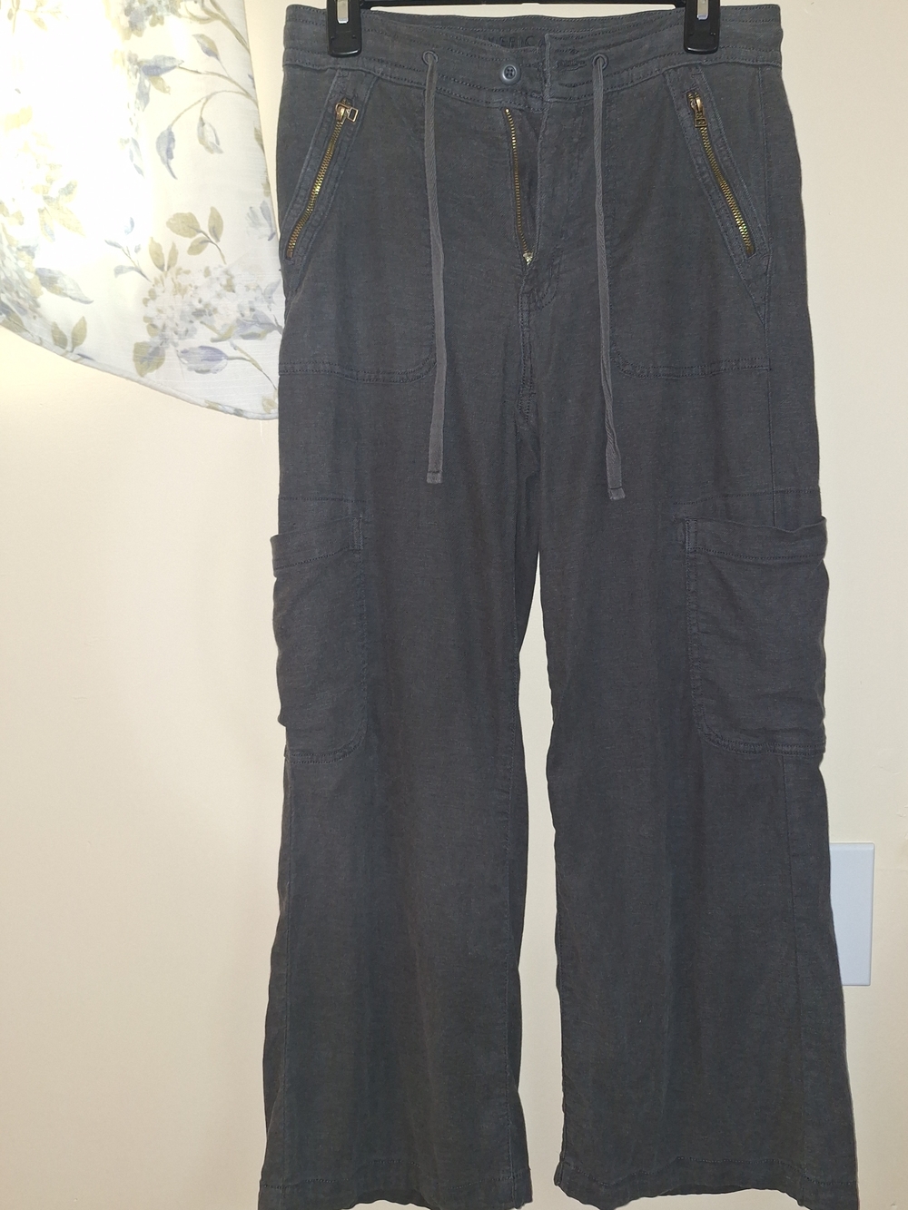 American Eagle Women's Dark Gray Cargo Pants